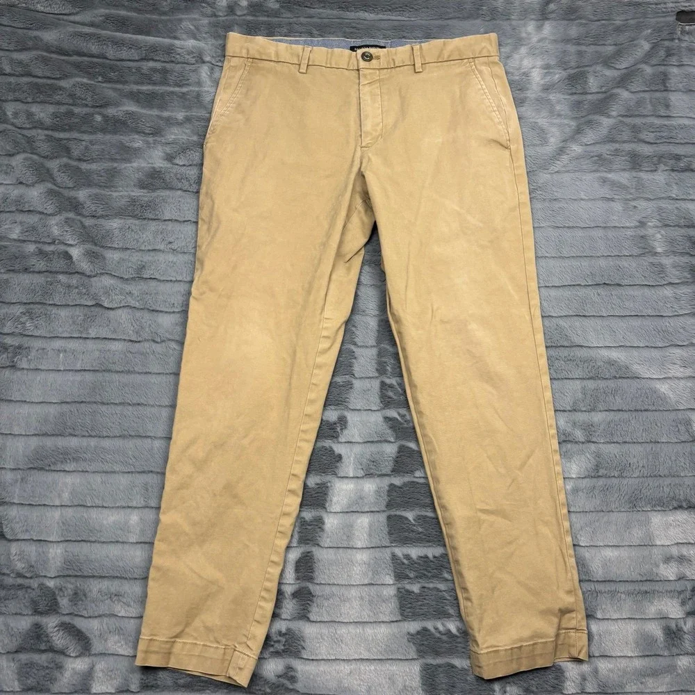 Banana Republic Mason Chino Mens 33x30 Tan Khaki Athletic Tapered Stretch Pants